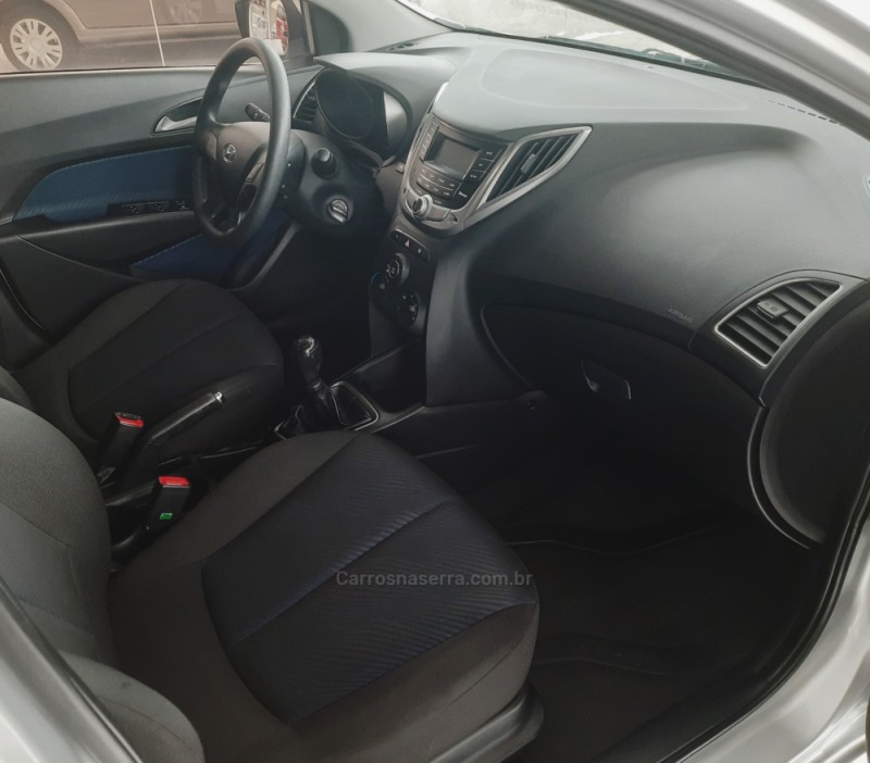 HB20 1.6 COMFORT PLUS 16V FLEX 4P MANUAL - 2014 - GARIBALDI