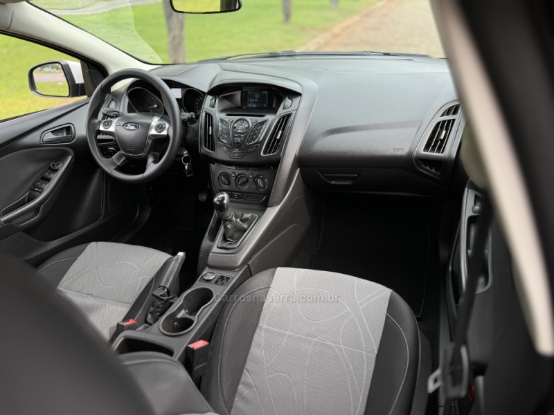 FOCUS 1.6 S 16V FLEX 4P MANUAL - 2015 - CASCA
