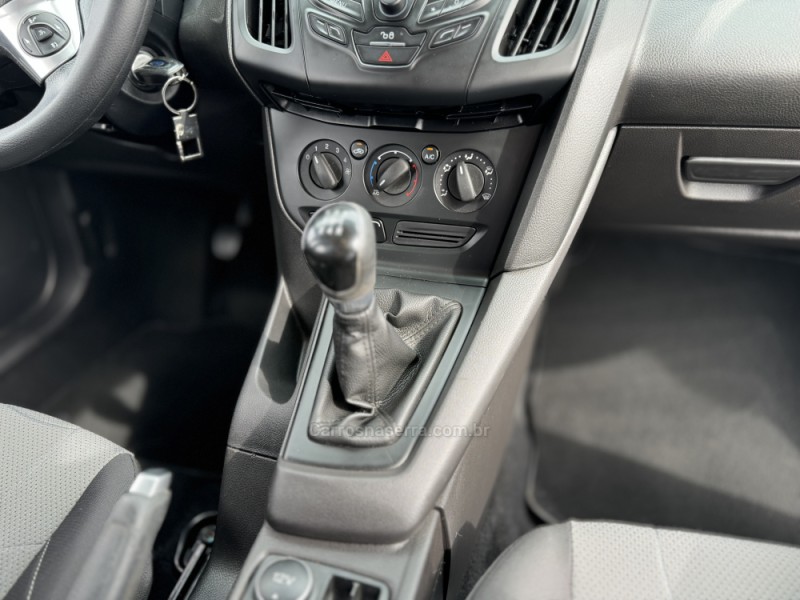 FOCUS 1.6 S 16V FLEX 4P MANUAL - 2015 - CASCA