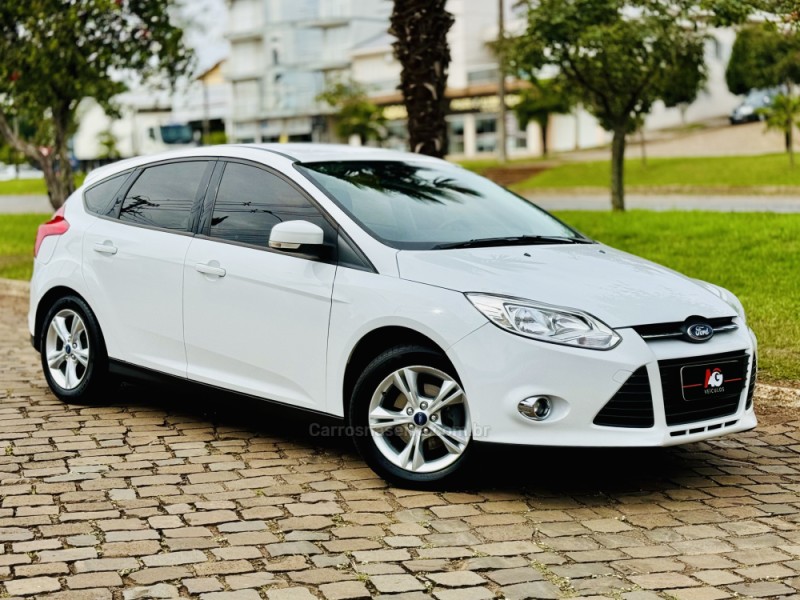 FOCUS 1.6 S 16V FLEX 4P MANUAL - 2015 - CASCA
