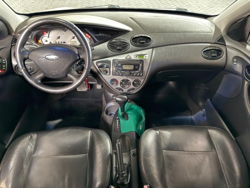 FOCUS 2.0 SE HATCH 16V FLEX 4P AUTO - 2004 - CAXIAS DO SUL