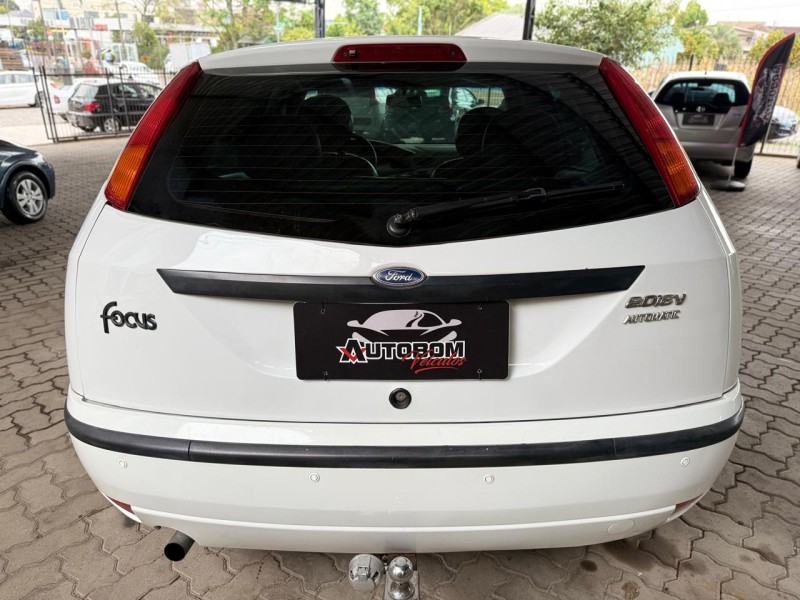 FOCUS 2.0 SE HATCH 16V FLEX 4P AUTO - 2004 - CAXIAS DO SUL