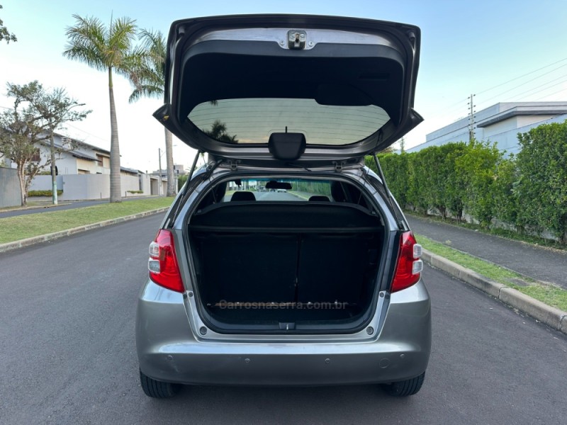 FIT 1.4 LXL 16V FLEX 4P AUTOMÁTICO - 2010 - SãO LEOPOLDO