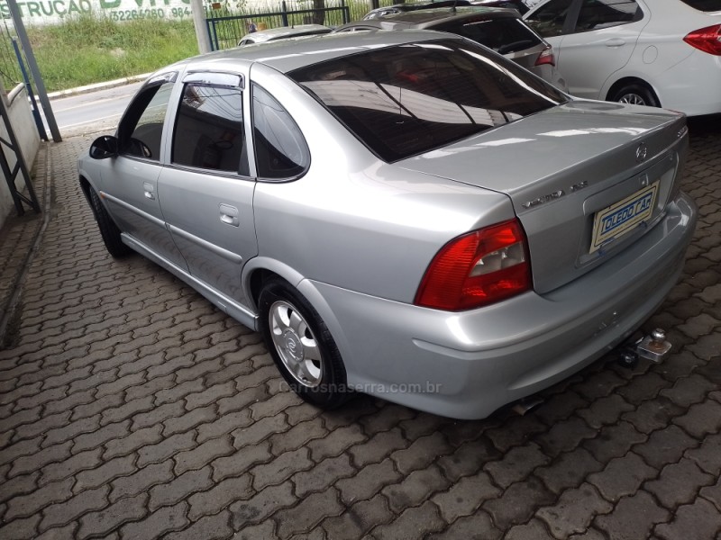 VECTRA 2.2 MPFI GLS 8V GASOLINA 4P MANUAL - 2000 - CAXIAS DO SUL