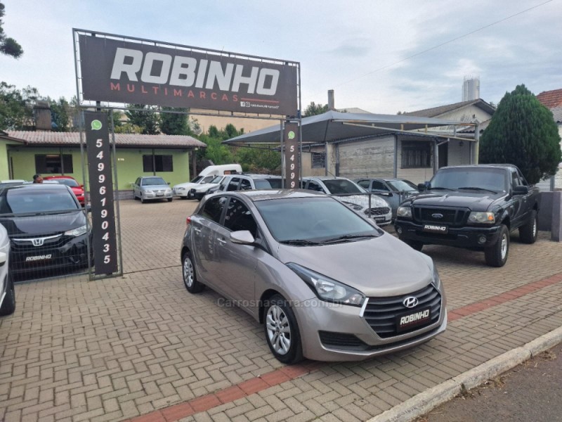 HB20 1.0 COMFORT PLUS 12V FLEX 4P MANUAL - 2017 - CAMBARá DO SUL
