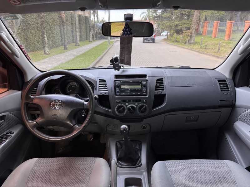 HILUX 2.7 SR 4X2 CD 16V GASOLINA 4P MANUAL - 2009 - CAXIAS DO SUL