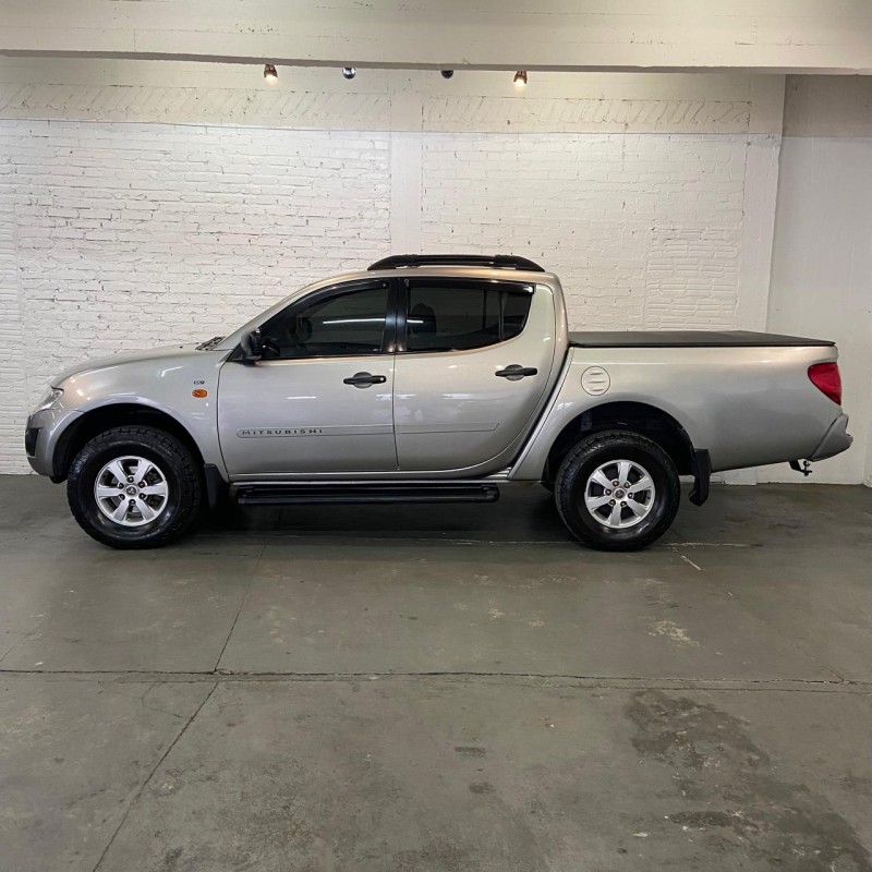 L200 TRITON 3.2 GLX 4X4 CD 16V TURBO INTERCOLER DIESEL 4P MANUAL - 2013 - CAXIAS DO SUL