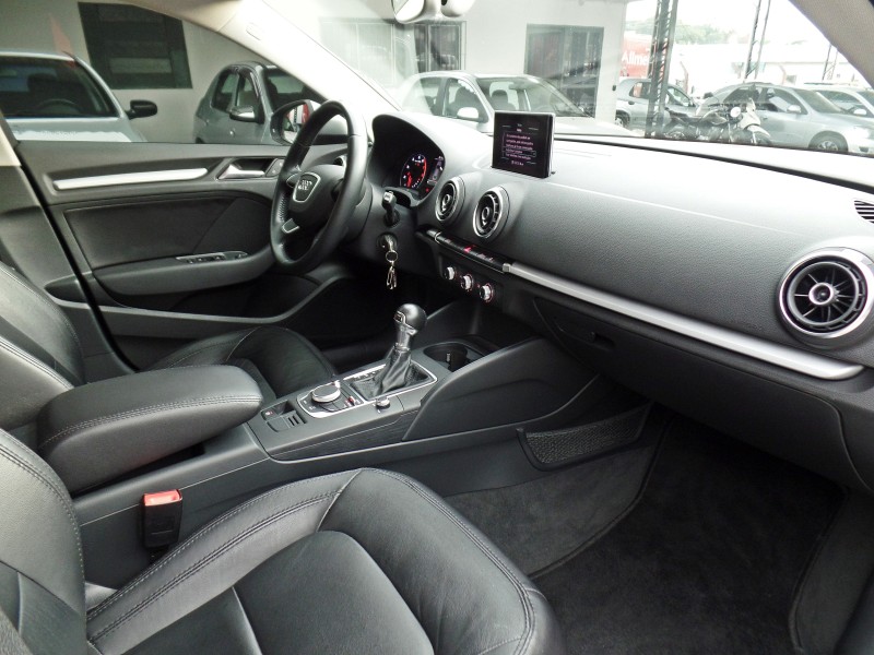 A3 1.4 TFSI SEDAN ATTRACTION 16V GASOLINA 4P S-TRONIC - 2015 - CAXIAS DO SUL