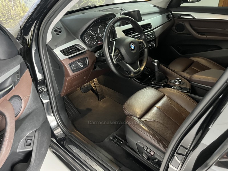 X1 2.0 28I SPORT GP 4X4 16V FLEX 4P AUTOMÁTICO - 2017 - GARIBALDI