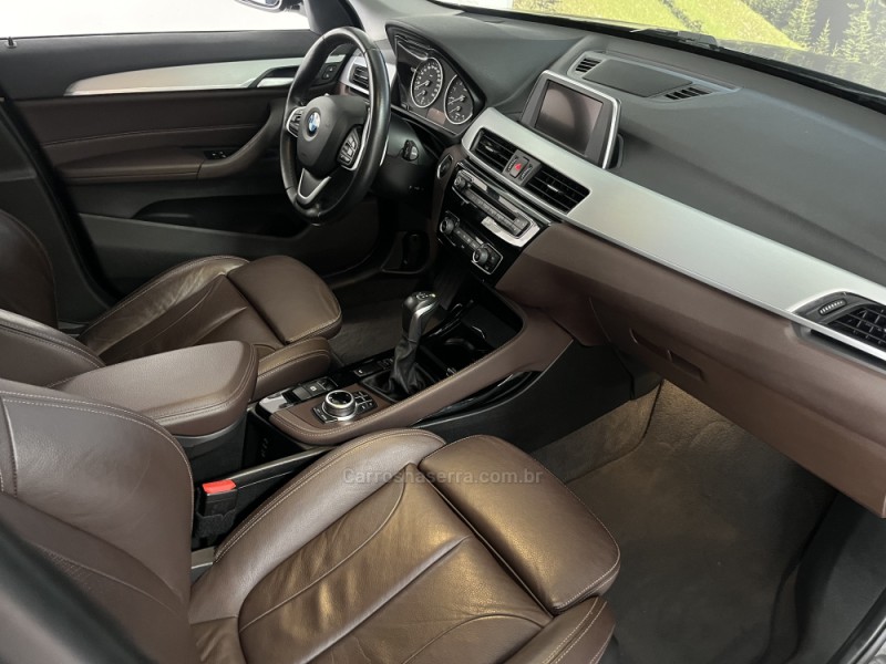 X1 2.0 28I SPORT GP 4X4 16V FLEX 4P AUTOMÁTICO - 2017 - GARIBALDI