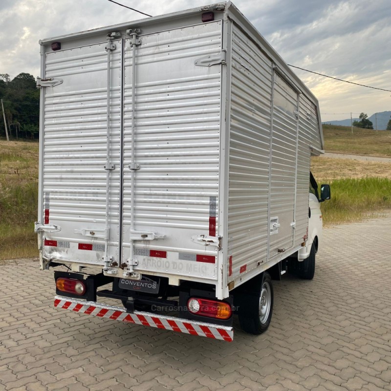 HR 2.5 TCI HDB BAU 4X2 8V 97CV TURBO INTERCOOLER DIESEL 2P MANUAL - 2008 - LAJEADO