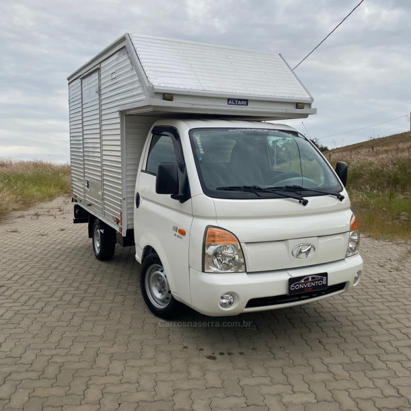 HR 2.5 TCI HDB BAU 4X2 8V 97CV TURBO INTERCOOLER DIESEL 2P MANUAL - 2008 - LAJEADO