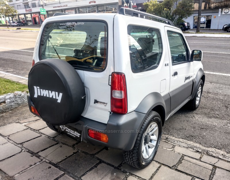JIMNY 1.3 4WORK 4X4 16V GASOLINA 2P MANUAL - 2019 - CAXIAS DO SUL