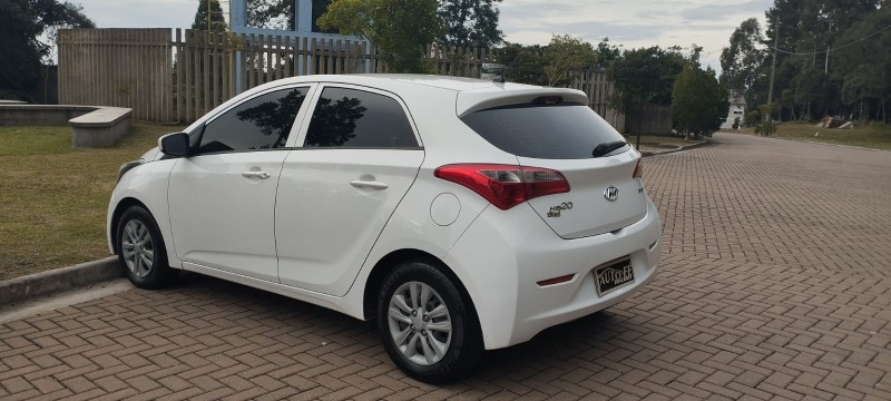 HB20 1.6 COMFORT 16V FLEX 4P MANUAL - 2013 - CANELA