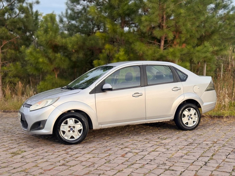 FIESTA 1.6 ROCAM SE SEDAN 8V FLEX 4P MANUAL - 2014 - CAXIAS DO SUL