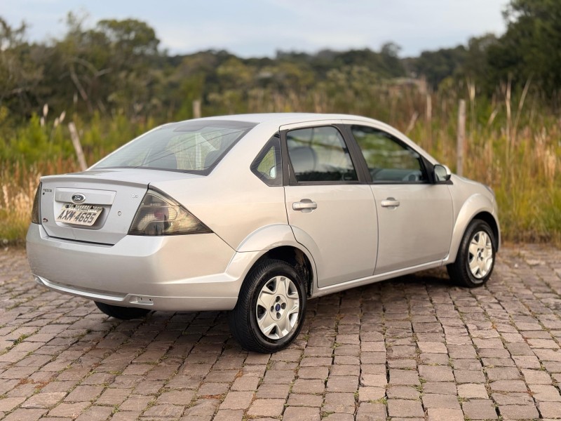 FIESTA 1.6 ROCAM SE SEDAN 8V FLEX 4P MANUAL - 2014 - CAXIAS DO SUL