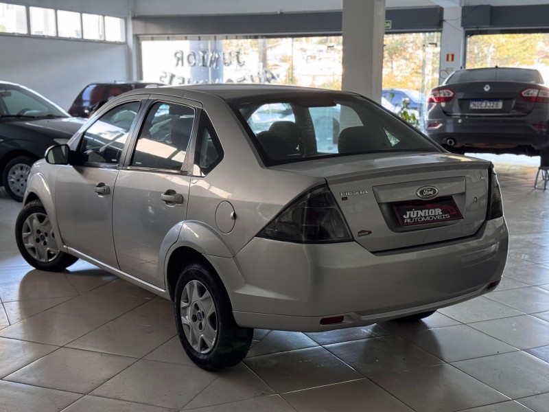 FIESTA 1.6 ROCAM SE SEDAN 8V FLEX 4P MANUAL - 2014 - CAXIAS DO SUL