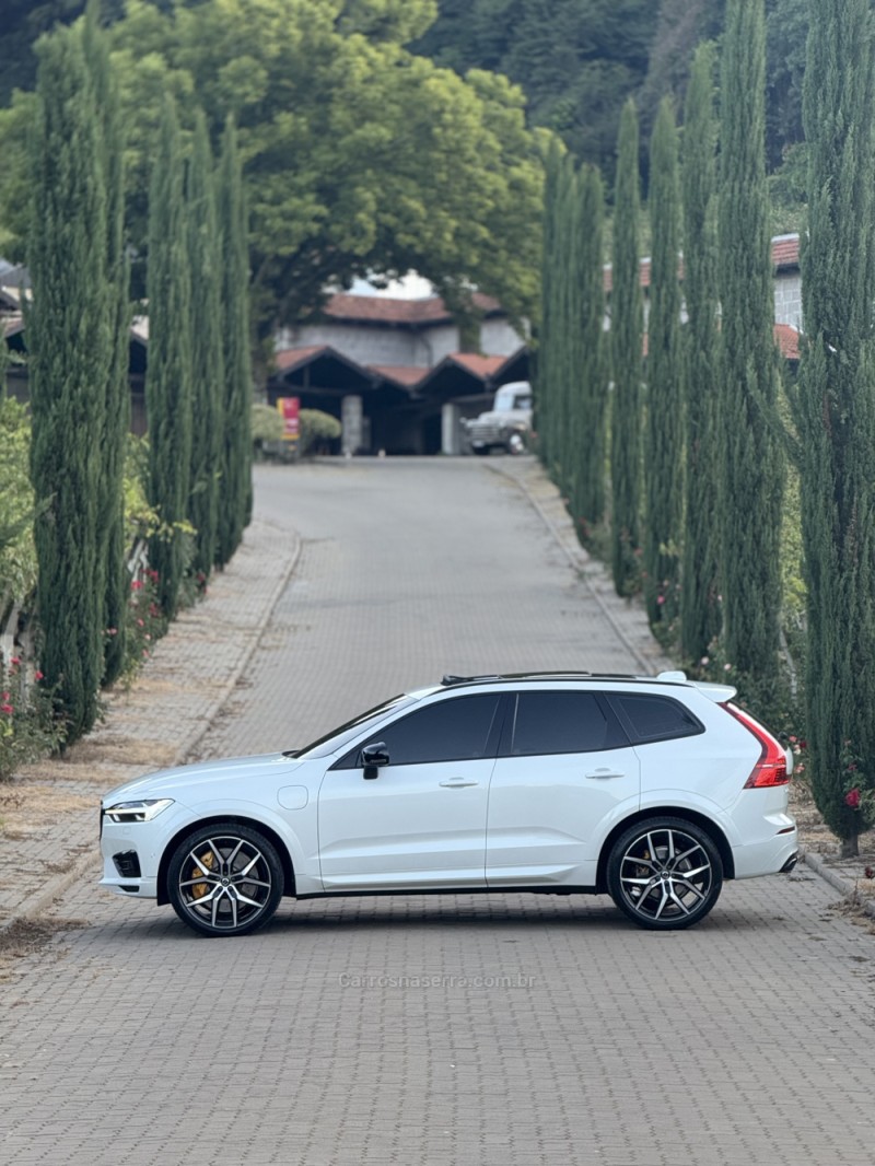 XC60 2.0 T8 POLESTAR ENGINEERED HÍBRIDO 4P AUTOMÁTICO - 2020 - CAXIAS DO SUL