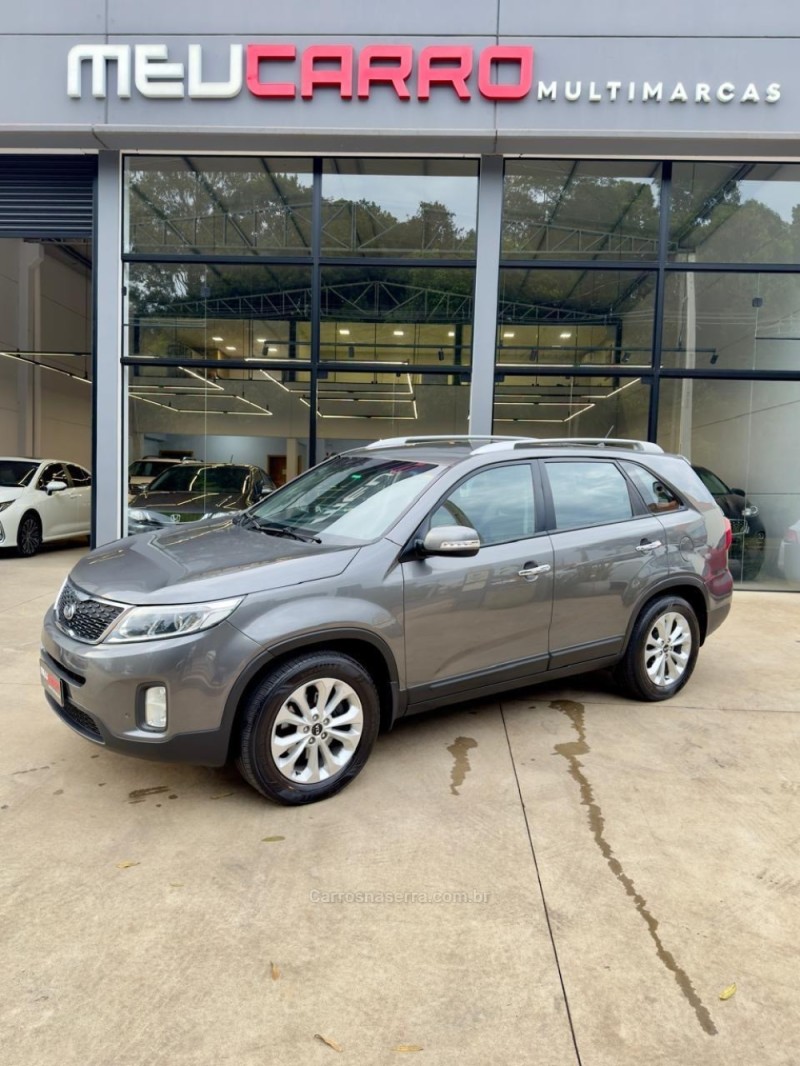 SORENTO 2.4 EX 4X2 16V GASOLINA 4P AUTOMÁTICO - 2015 - LAJEADO