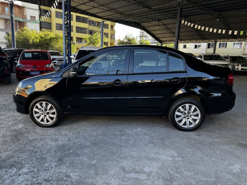 POLO SEDAN 1.6 MI 8V FLEX 4P MANUAL - 2012 - CAXIAS DO SUL