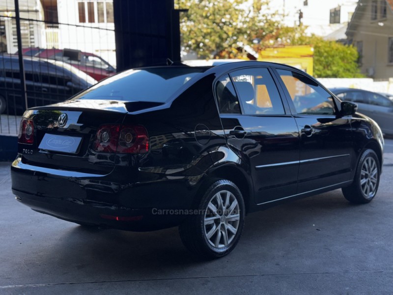 POLO SEDAN 1.6 MI 8V FLEX 4P MANUAL - 2012 - CAXIAS DO SUL
