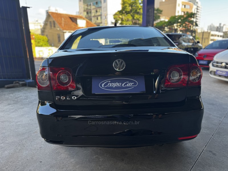 POLO SEDAN 1.6 MI 8V FLEX 4P MANUAL - 2012 - CAXIAS DO SUL