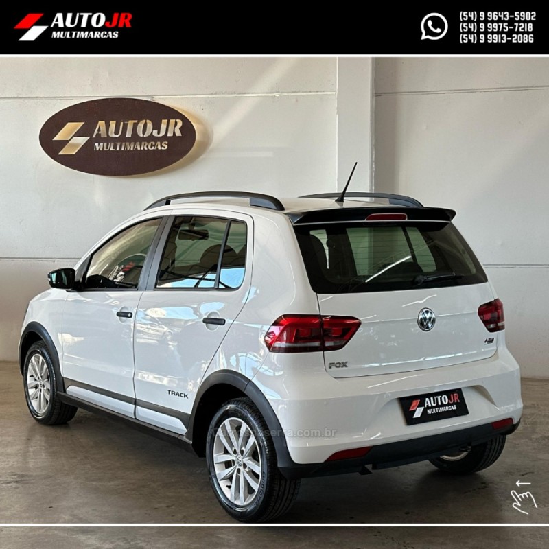 FOX 1.0 MPI TRACK 12V FLEX 4P MANUAL - 2017 - VACARIA