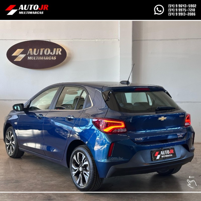 ONIX 1.0 PREMIER 8V TURBO FLEX 4P AUTOMÁTICO - 2023 - VACARIA