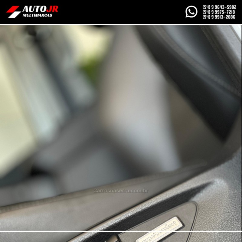 AMAROK 3.0 V6 TDI HIGHLINE CD DIESEL 4MOTION AUTOMÁTICO - 2019 - VACARIA