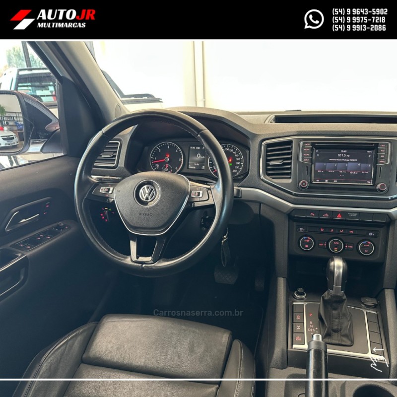 AMAROK 3.0 V6 TDI HIGHLINE CD DIESEL 4MOTION AUTOMÁTICO - 2019 - VACARIA