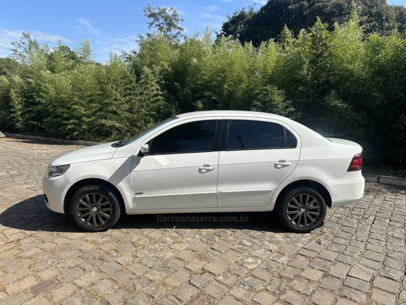VOYAGE 1.0 MI CITY 8V FLEX 4P MANUAL - 2010 - NOVA PRATA