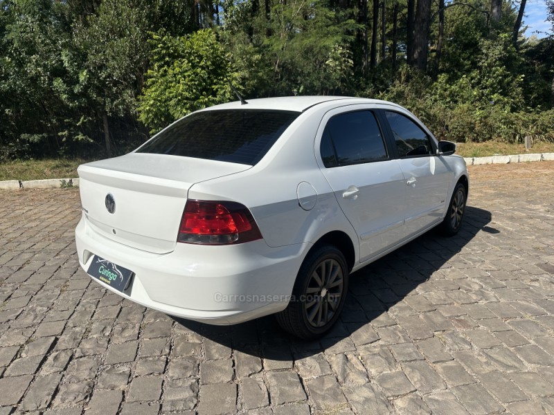 VOYAGE 1.0 MI CITY 8V FLEX 4P MANUAL - 2010 - NOVA PRATA