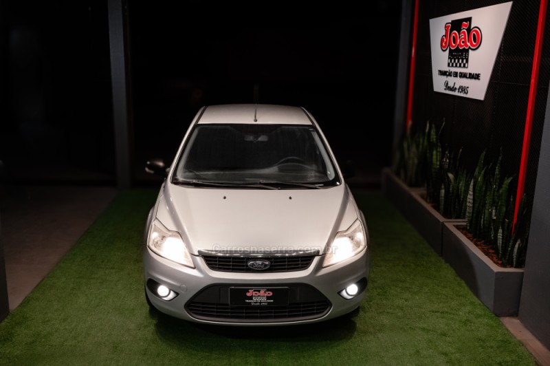 FOCUS 2.0 GLX 16V FLEX 4P AUTOMÁTICO - 2009 - CASCA