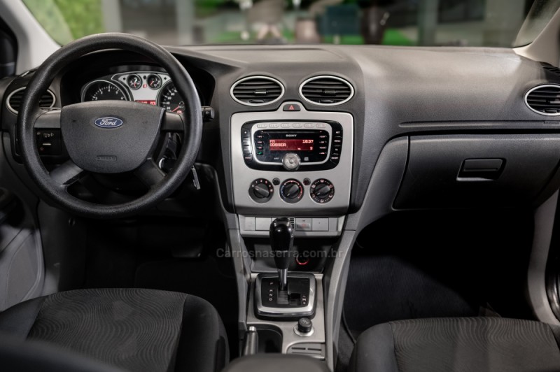 FOCUS 2.0 GLX 16V FLEX 4P AUTOMÁTICO - 2009 - CASCA
