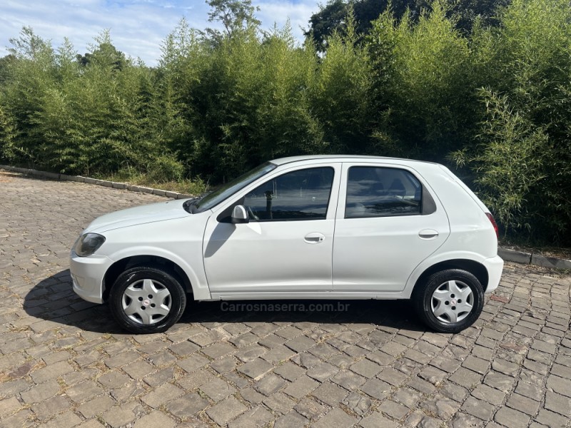 CELTA 1.0 MPFI LT 8V FLEX 4P MANUAL - 2012 - NOVA PRATA