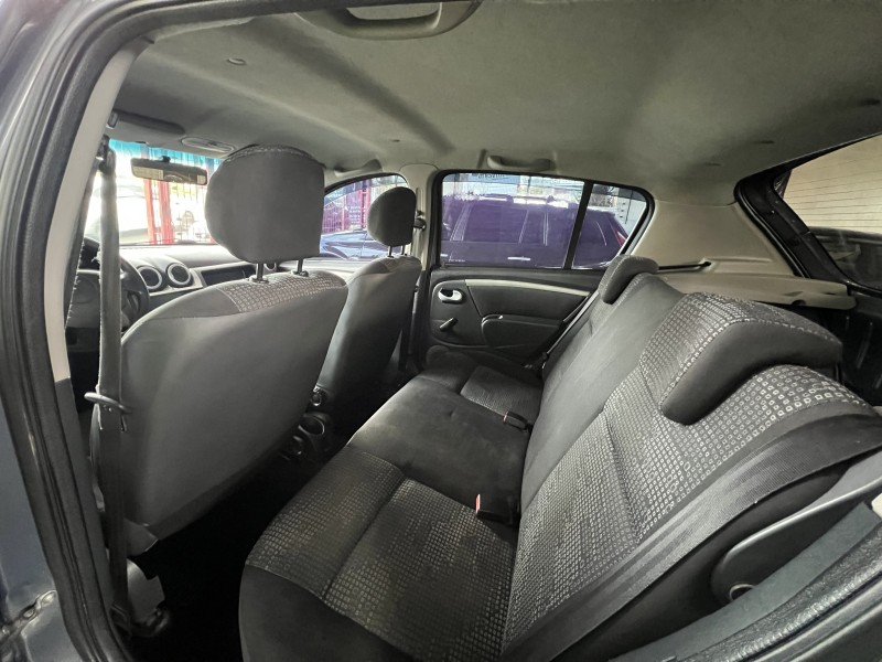 SANDERO 1.0 EXPRESSION 16V FLEX 4P MANUAL - 2011 - CAXIAS DO SUL