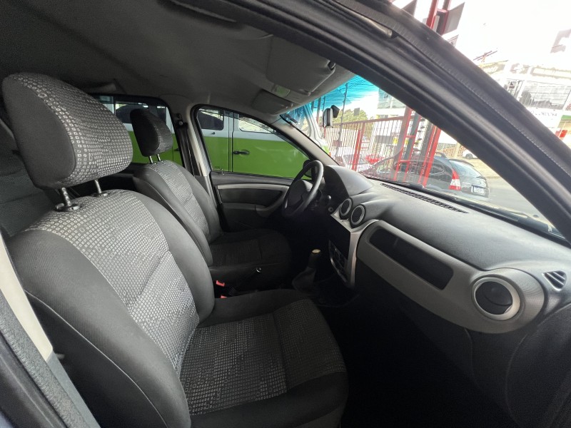 SANDERO 1.0 EXPRESSION 16V FLEX 4P MANUAL - 2011 - CAXIAS DO SUL