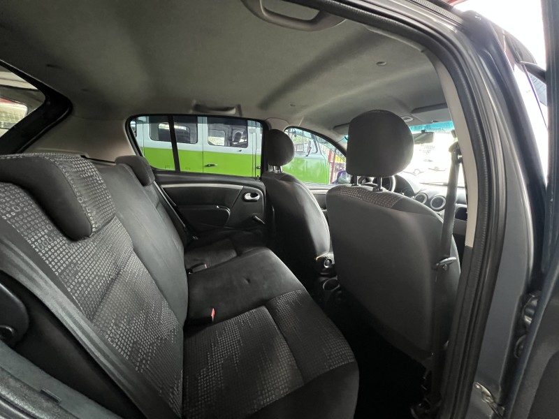 SANDERO 1.0 EXPRESSION 16V FLEX 4P MANUAL - 2011 - CAXIAS DO SUL