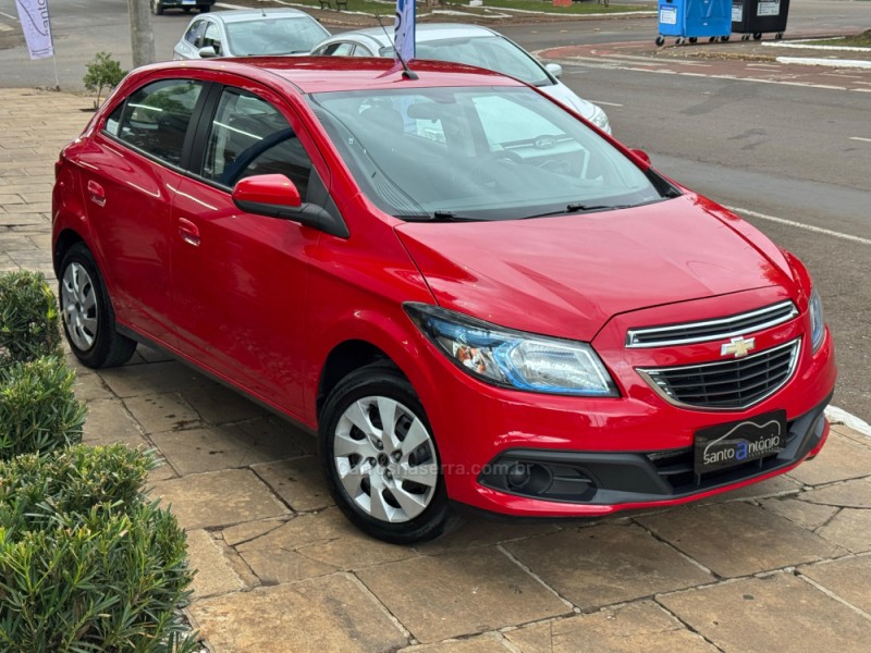ONIX 1.4 MPFI LT 8V FLEX 4P MANUAL - 2014 - LAGOA VERMELHA