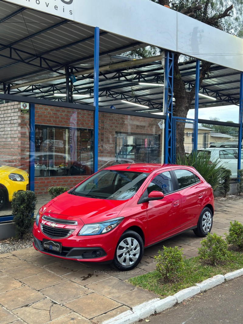 ONIX 1.4 MPFI LT 8V FLEX 4P MANUAL - 2014 - LAGOA VERMELHA
