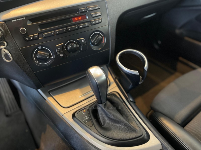 118I 1.8 UE71 16V GASOLINA 4P AUTOMÁTICO - 2010 - SãO LEOPOLDO