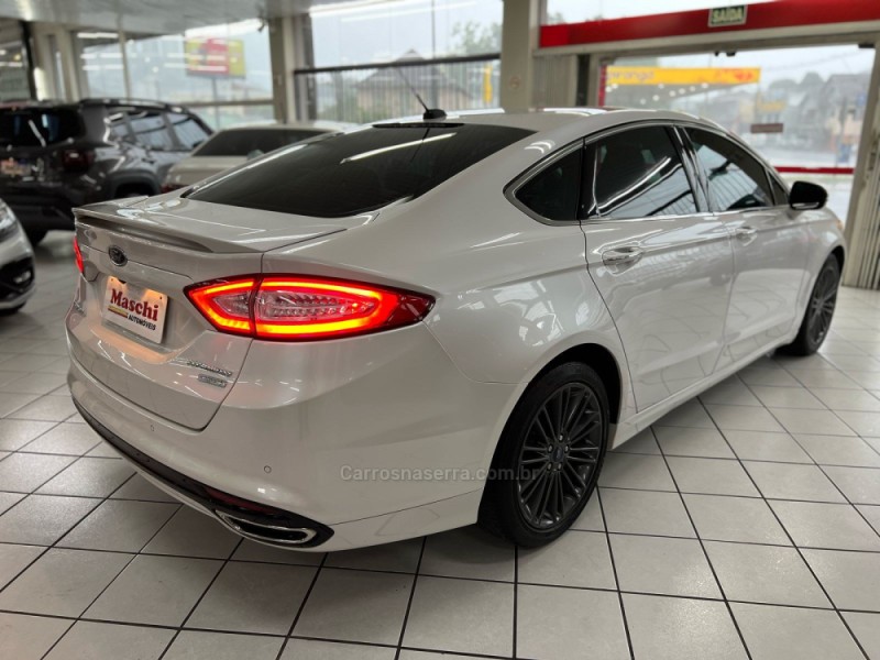 FUSION 2.0 TITANIUM GTDI ECOBOOST FWD GASOLINA 4P AUTOMÁTICO - 2015 - CAXIAS DO SUL