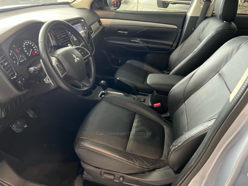 OUTLANDER 2.0 16V GASOLINA 4P AUTOMÁTICO - 2015 - CAXIAS DO SUL