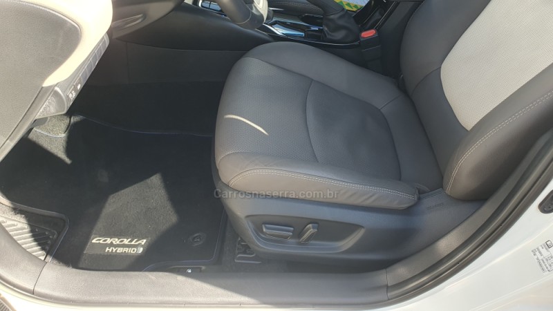 COROLLA 1.8 ALTIS PREMIUM 16V HÍBRIDO 4P AUTOMÁTICO - 2021 - ENCANTADO