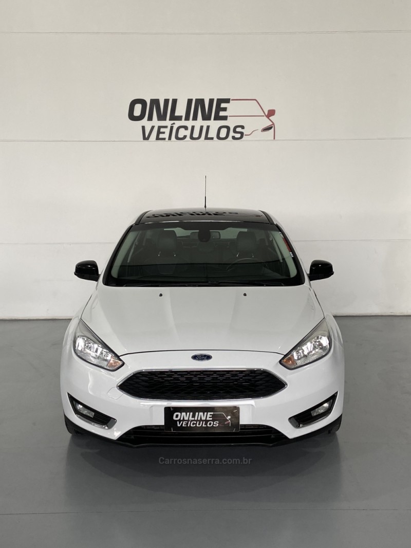 FOCUS 1.6 SE PLUS 16V FLEX 4P MANUAL - 2016 - FARROUPILHA