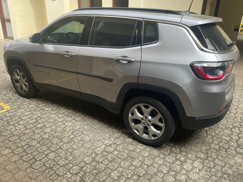 COMPASS 2.0 16V DIESEL LONGITUDE 4X4 AUTOMÁTICO - 2021 - SãO SEBASTIãO DO CAí