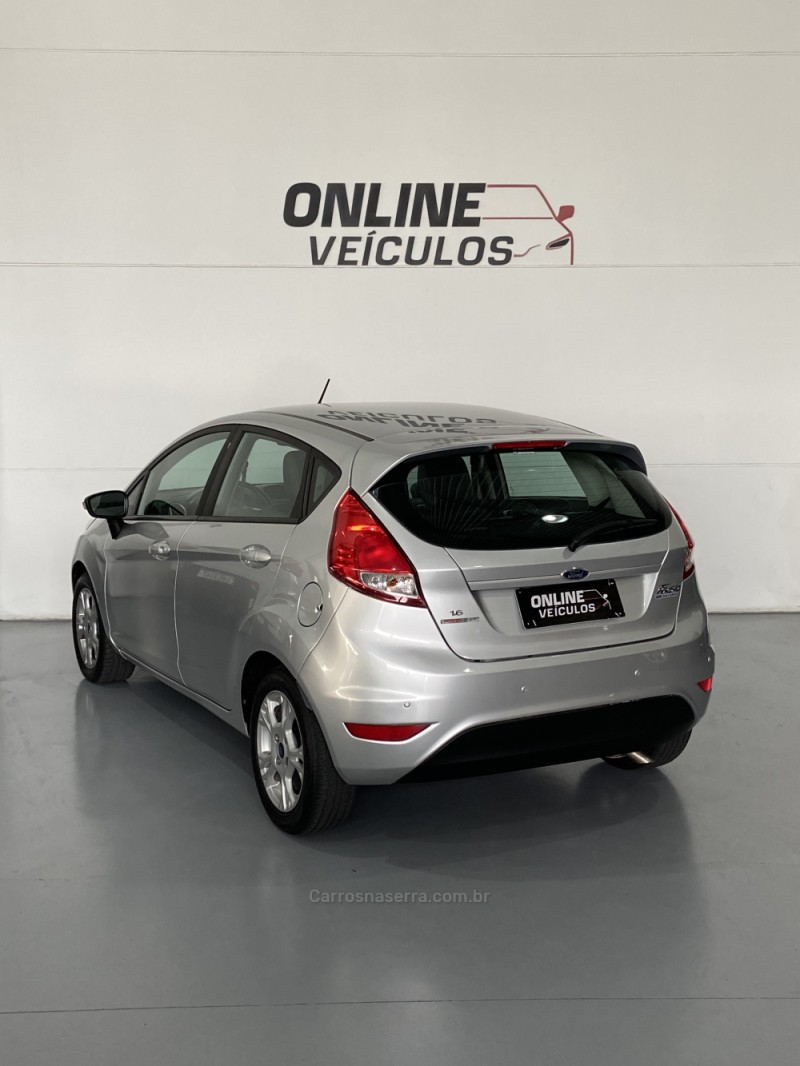 FIESTA 1.6 SE HATCH 16V FLEX 4P AUTOMÁTICO - 2015 - FARROUPILHA