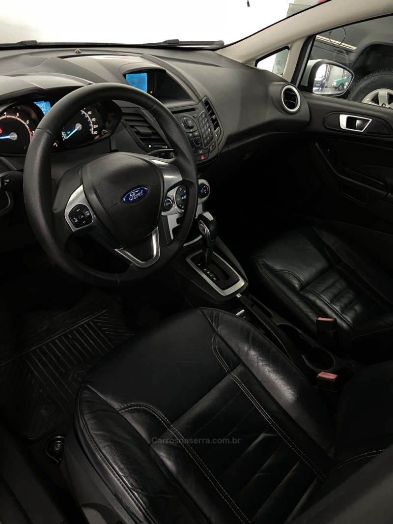 FIESTA 1.6 SE HATCH 16V FLEX 4P AUTOMÁTICO - 2015 - FARROUPILHA
