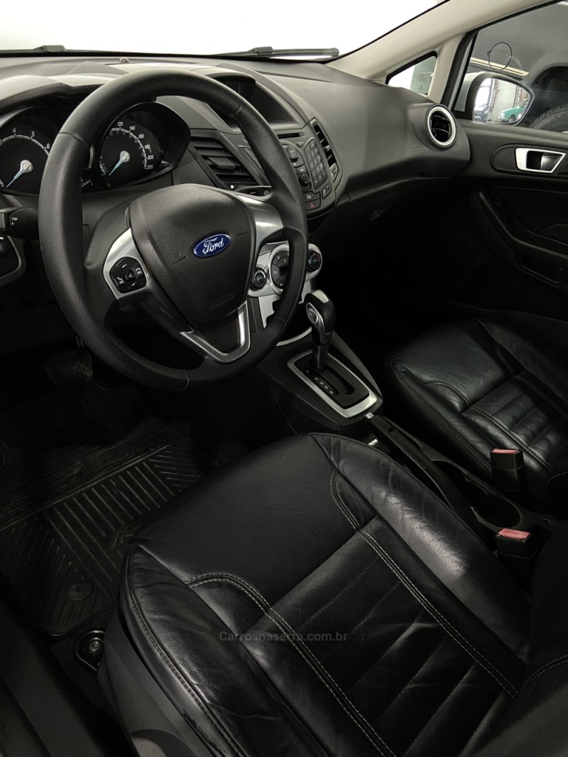 FIESTA 1.6 SE HATCH 16V FLEX 4P AUTOMÁTICO - 2015 - FARROUPILHA