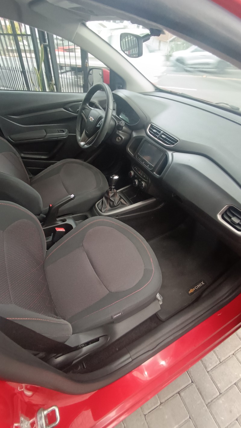ONIX 1.4 MPFI LT 8V FLEX 4P MANUAL - 2016 - CAXIAS DO SUL